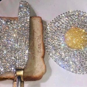 Unlisted Lunchtime item From The 24 Hour Luxurious Garage / Estat…